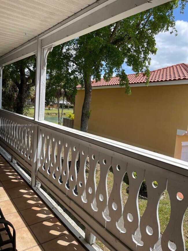 Building Photo - 10441 Mahogany Key Cir
