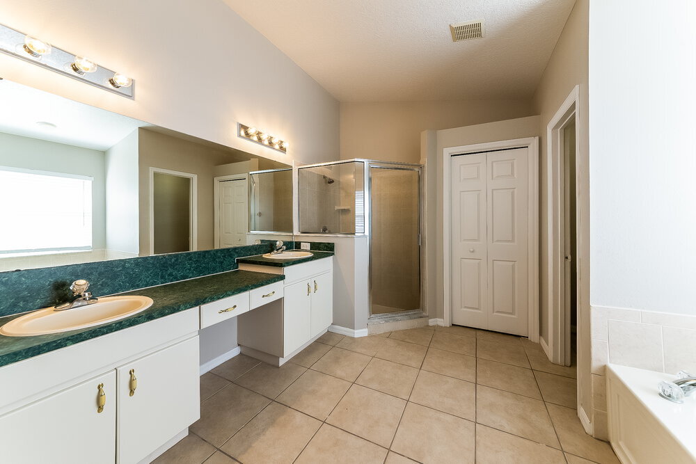 Building Photo - 13731 Ogakor Dr