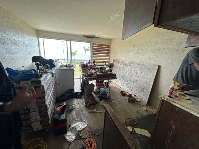 Building Photo - 85-175 Farrington Hwy #B307