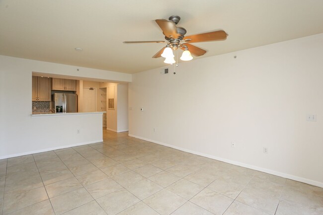 Building Photo - ***NEW PHOTOS ATTACHED***North Naples****G...