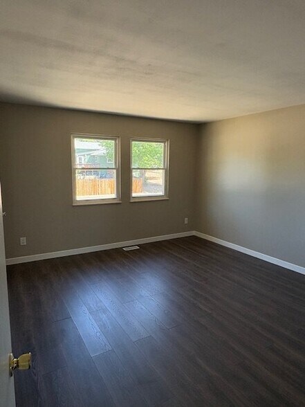 Building Photo - 2115 Peacemaker Terrace W