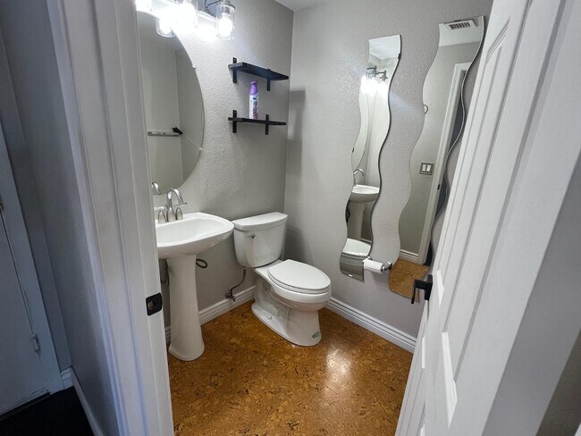 Building Photo - 11175 W Ashley Chantil Dr