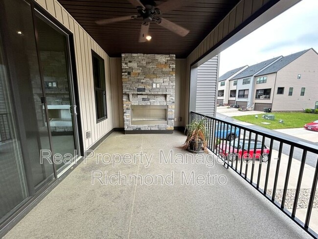 Building Photo - 14361 Revelry Blvd