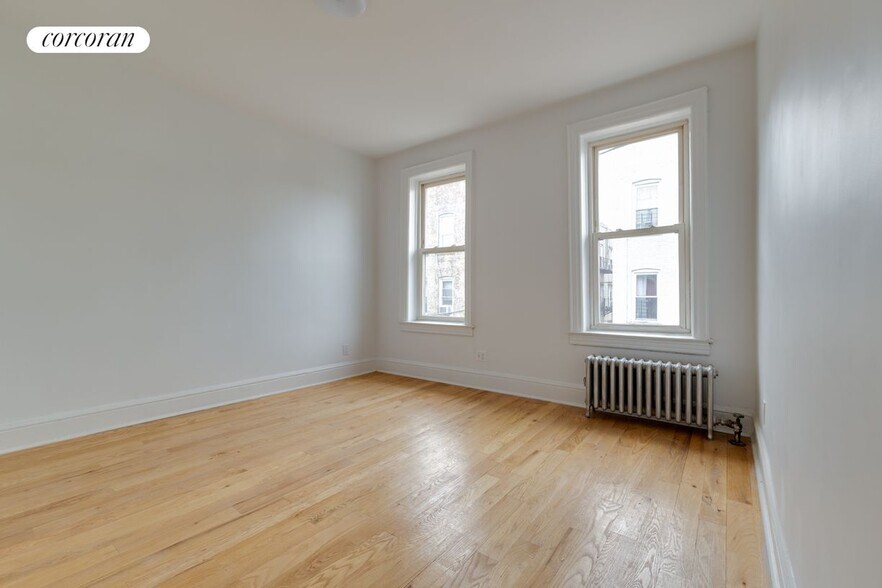 Building Photo - 152 E 53rd St
