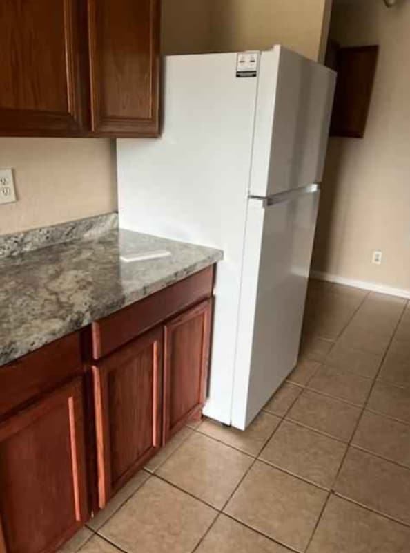 Building Photo - 506 Alpine St