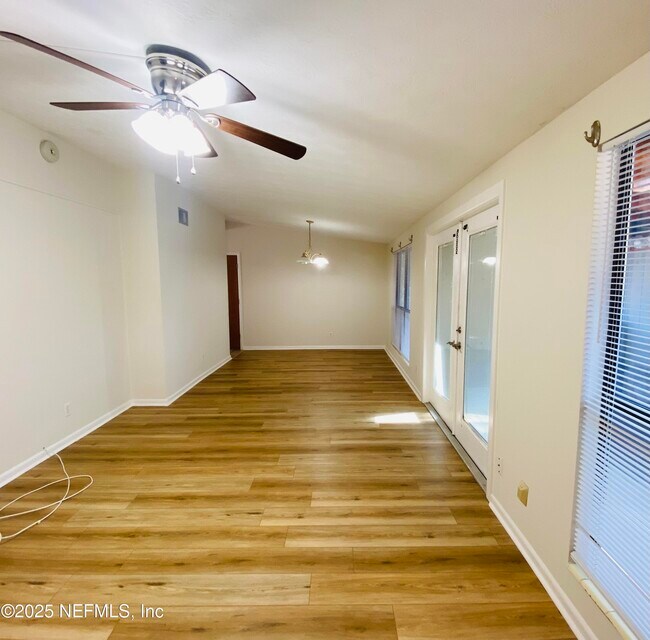 Building Photo - 11303 Americana Ln