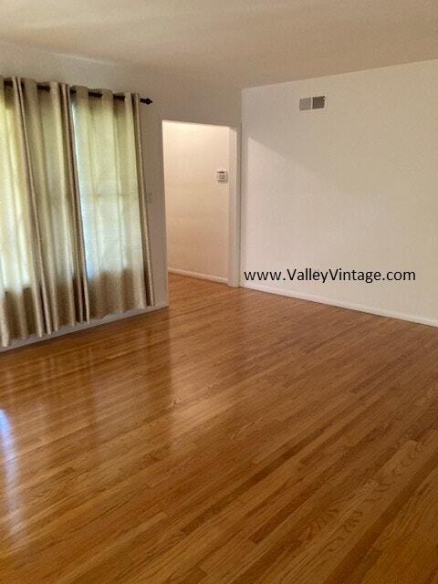 Building Photo - 4912 Van Noord Ave