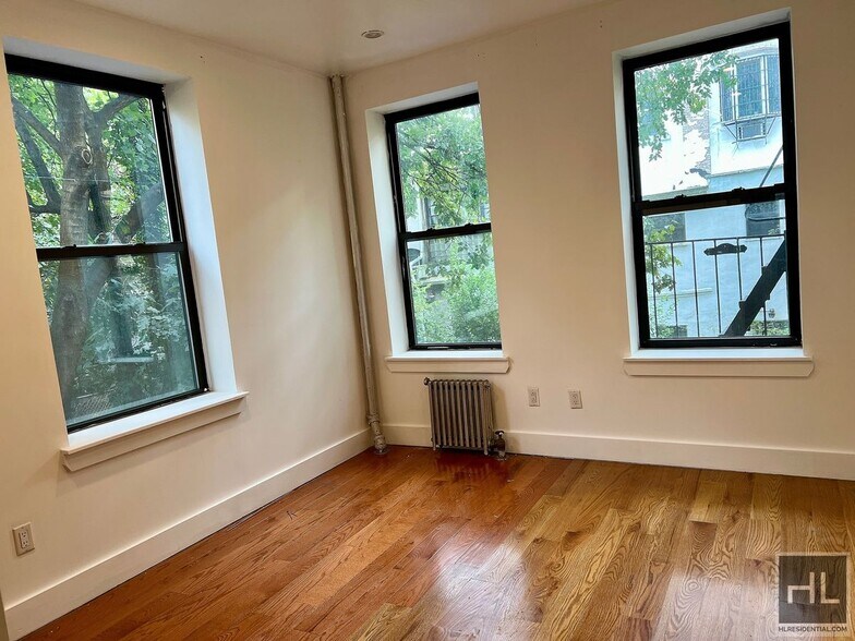 Building Photo - 2BR 1BA Pre-War Stunner On Riverside Drive w/ Laundry Room, Parking Garage & Hudson Riverfront Park