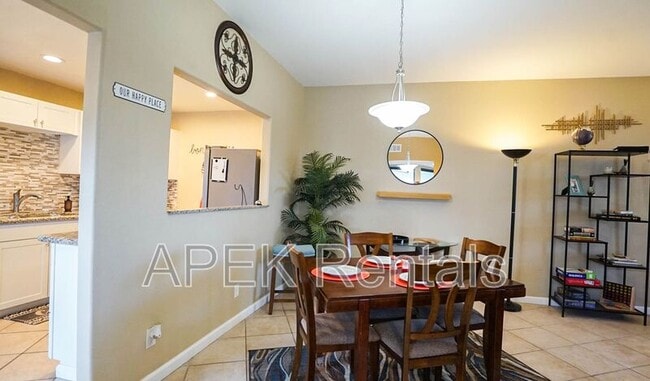 Building Photo - 68368 Calle Leon