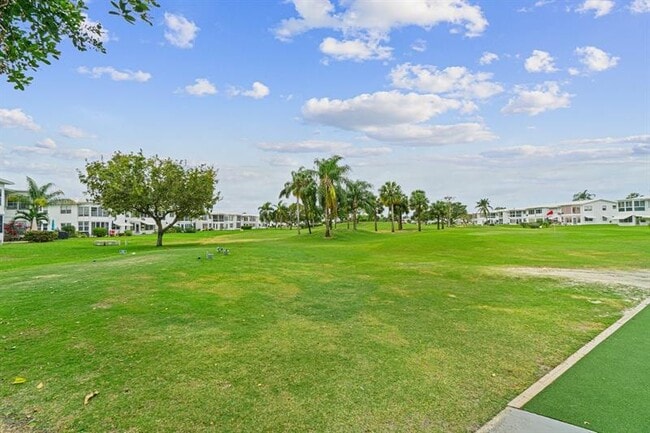 Building Photo - 330 S Golf Blvd