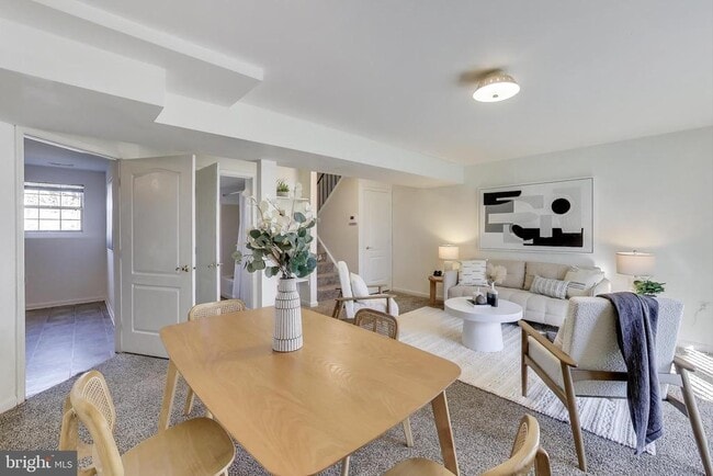 Building Photo - 1404 Pacific Ave