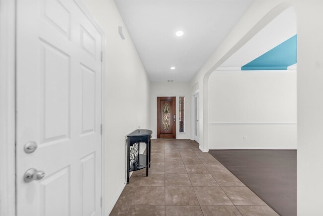 Building Photo - 11631 Trail Point Dr