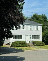 Building Photo - 237 Longdean Rd