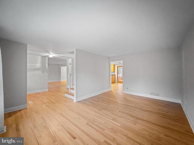 Building Photo - 10034 Chatelaine Cir