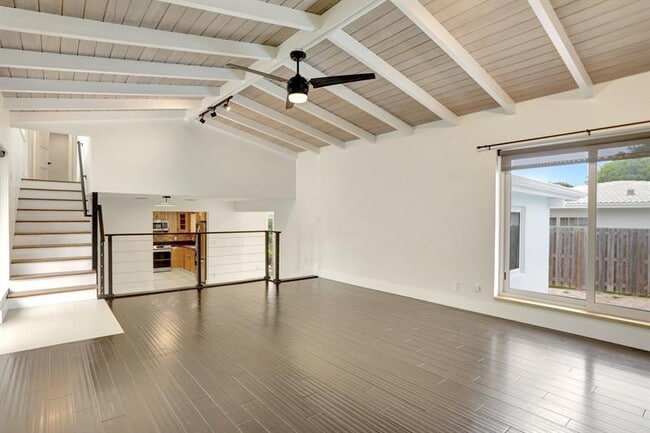 Building Photo - 2616 NE 26th Terrace