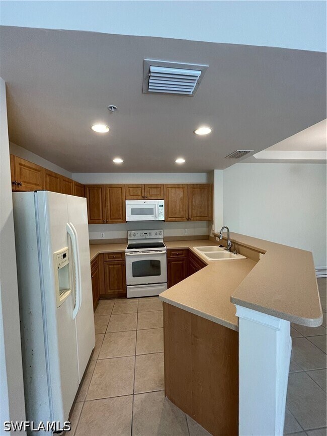 Building Photo - 3973 Pomodoro Cir