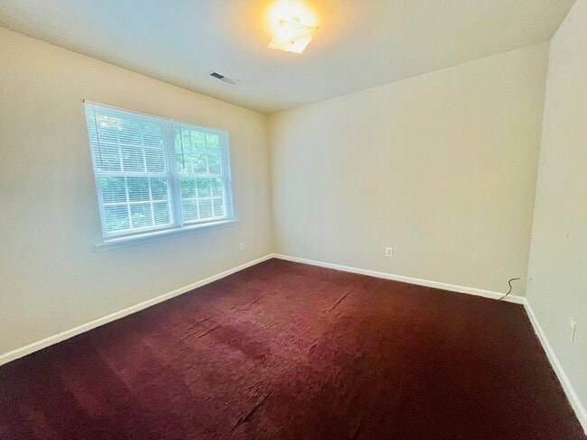 Building Photo - 2911 Bob White Cir