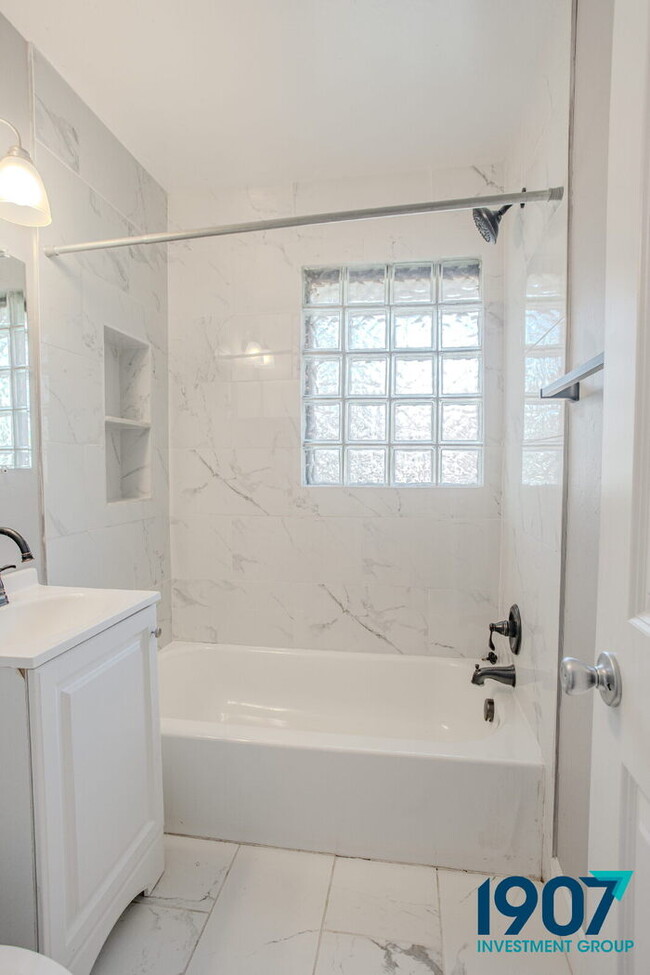 Building Photo - Completely Updated 3-Bed, 2-Bath Home in OKC - HALF-OFF SECOND MONTHS RENT IF APPROVED