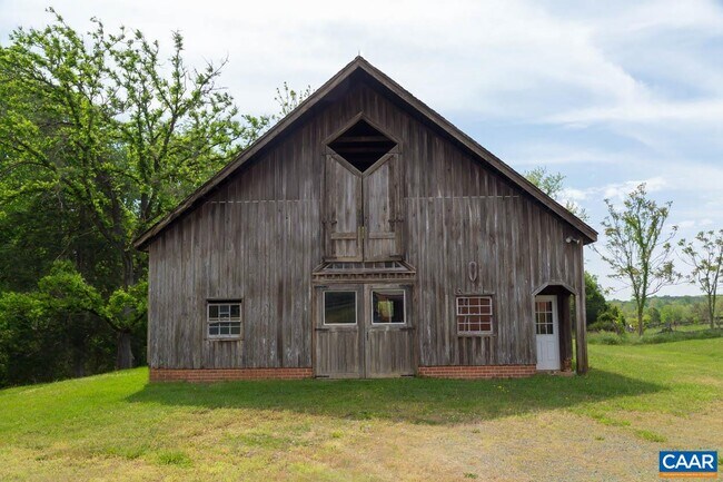 Building Photo - 1522 Oak Hill Ln