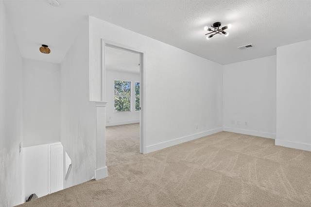 Building Photo - 4241 Meadowknoll Dr