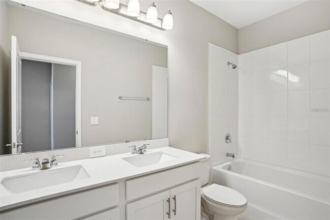 Building Photo - 5093 Railroad Vine Aly