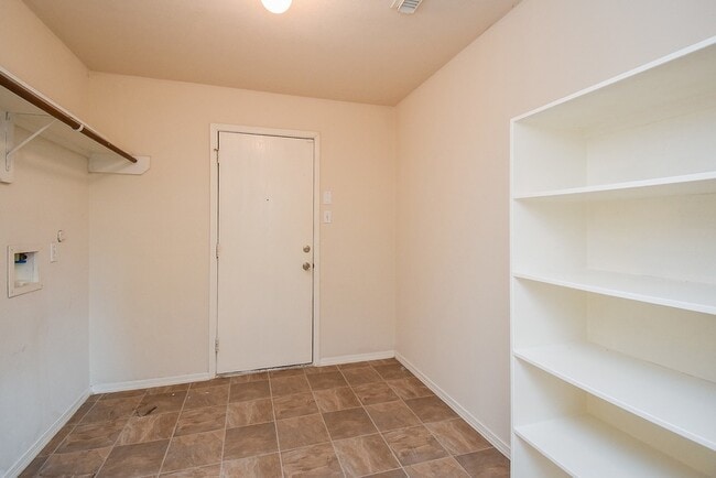 Building Photo - 18214 Olive Leaf Dr