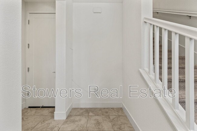 Building Photo - 2012 Confidence Wy