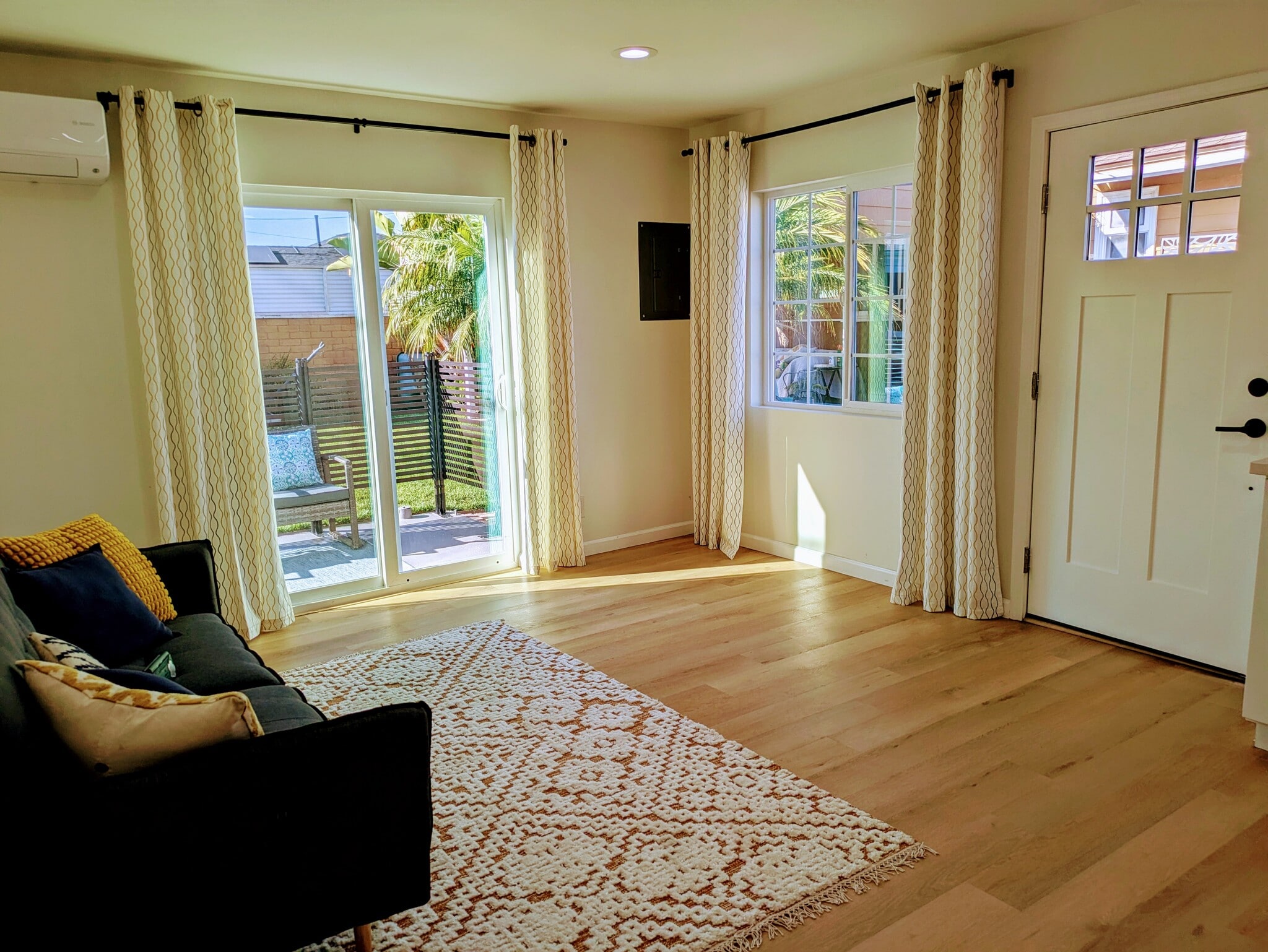 Living room with sliding door to private patio - 4250 E Overlook Dr
