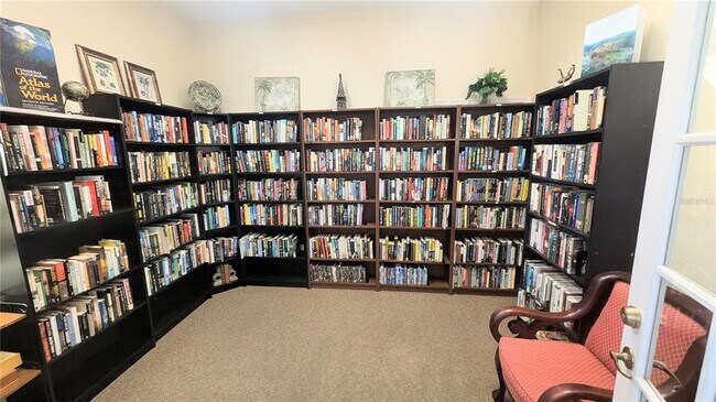 Building Photo - 850 S Tamiami Trl