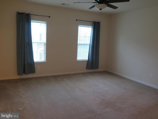 Building Photo - 24634 Johnson Oak Terrace