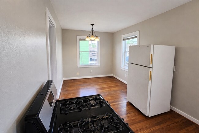 Building Photo - 1621 Wesley St