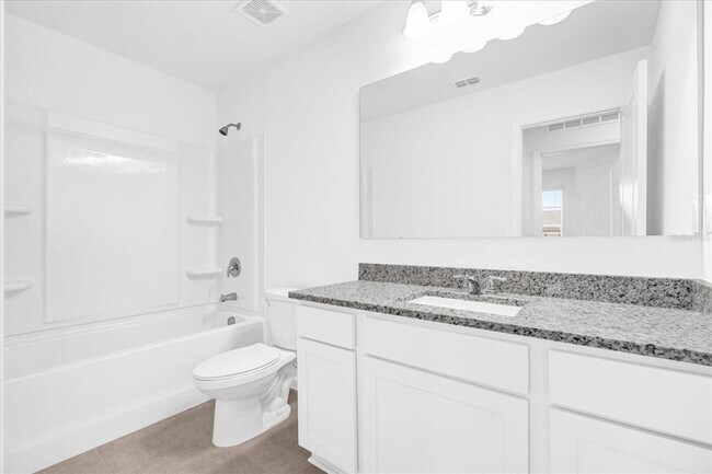 Building Photo - 5942 Chestnut Grv Pl