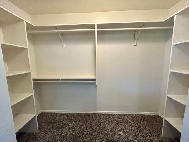 Building Photo - Spacious 4-Bedroom Home with RV Parking & No Backyard Neighbors