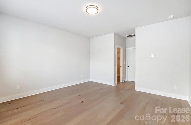 Building Photo - 2308 Chamberlain Ave