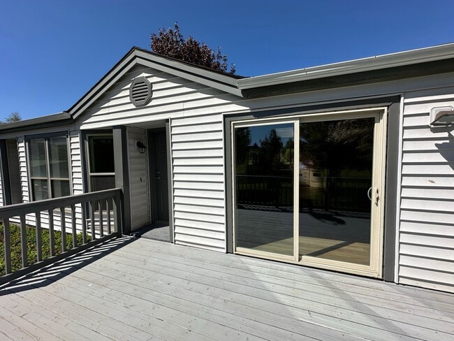 Building Photo - Application Pending - 3 Bed Manufactured Home For Rent In Odell