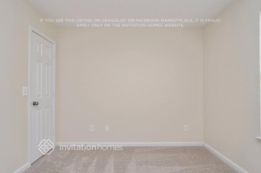 Building Photo - 230 Riverbrooke Trail