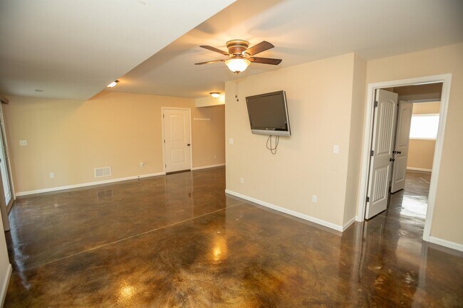 Building Photo - 3816 Riley Ct