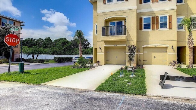 Building Photo - 5513 Wahoo Ct