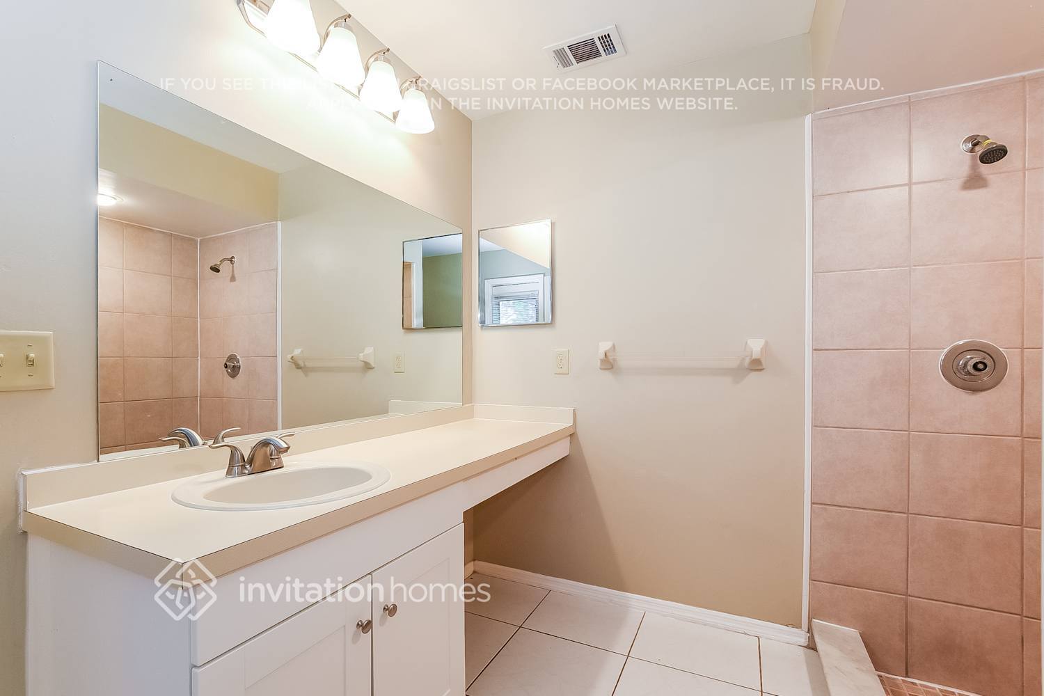 Building Photo - 156 Honeywood Dr