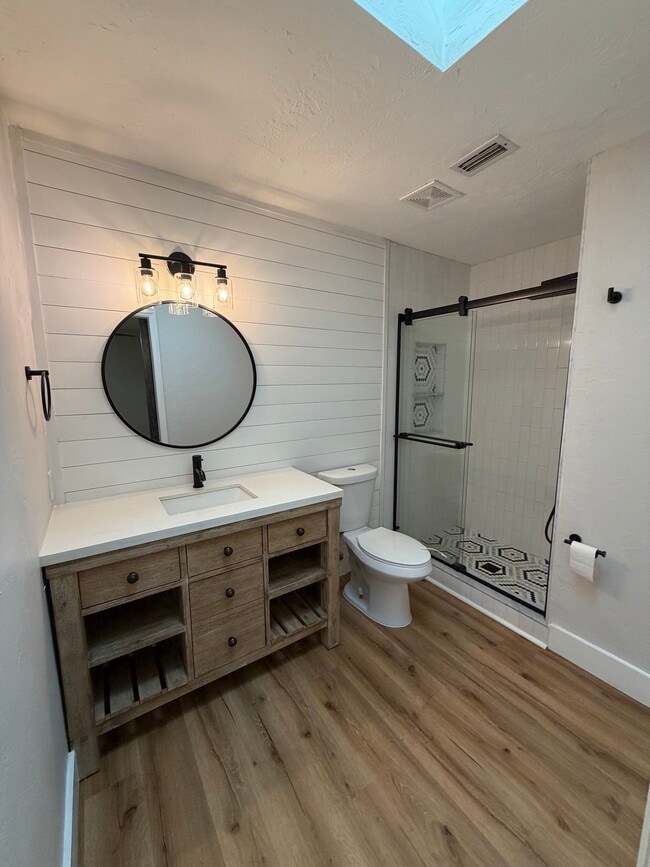 Building Photo - 2286 Swoope Dr