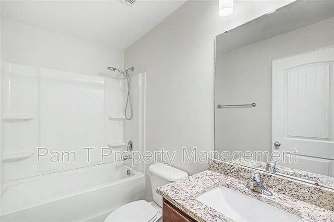 Building Photo - 20 Swallow Tail Cir