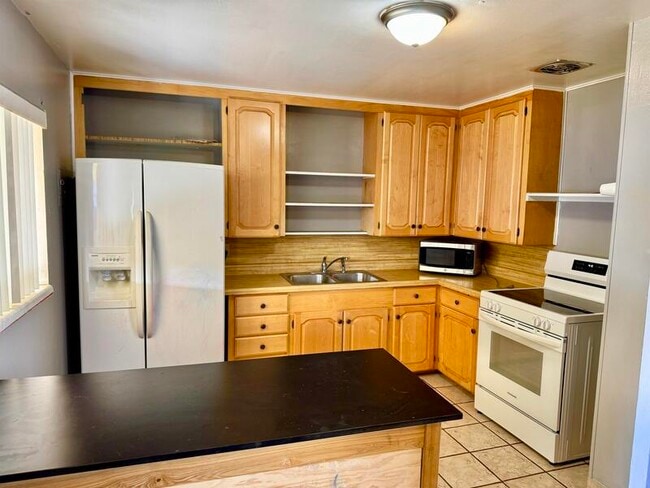 Building Photo - 4728 S 4180 W