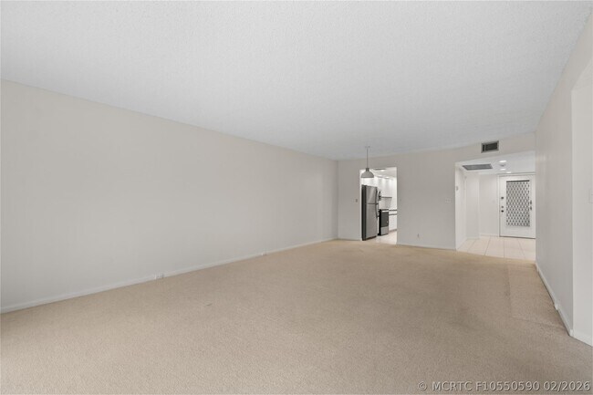 Building Photo - 1801 Eleuthera Point