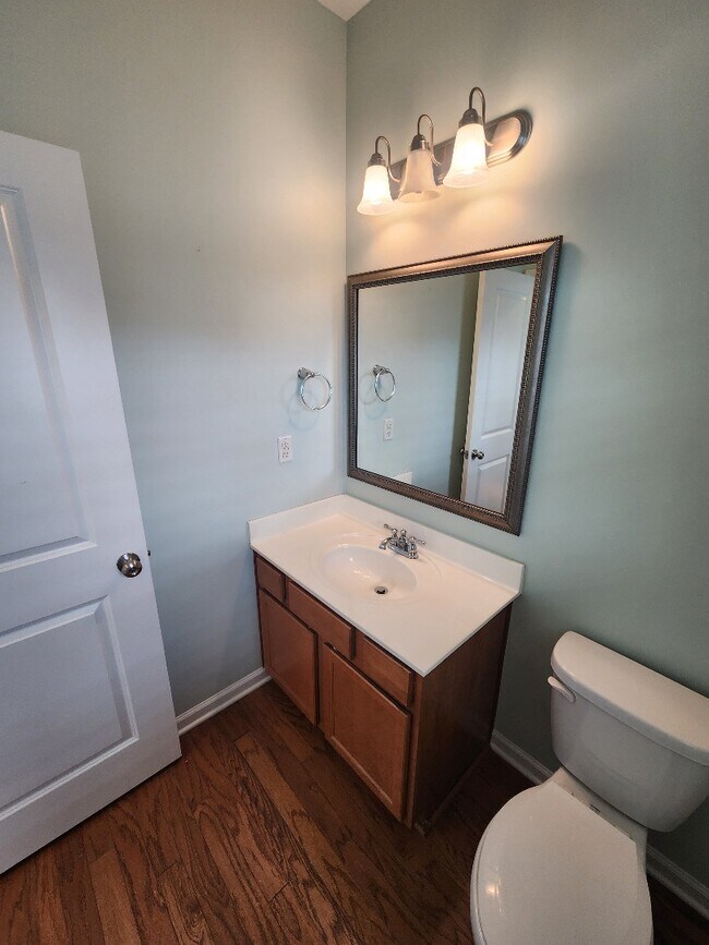 Building Photo - 3639 White Wing Cir