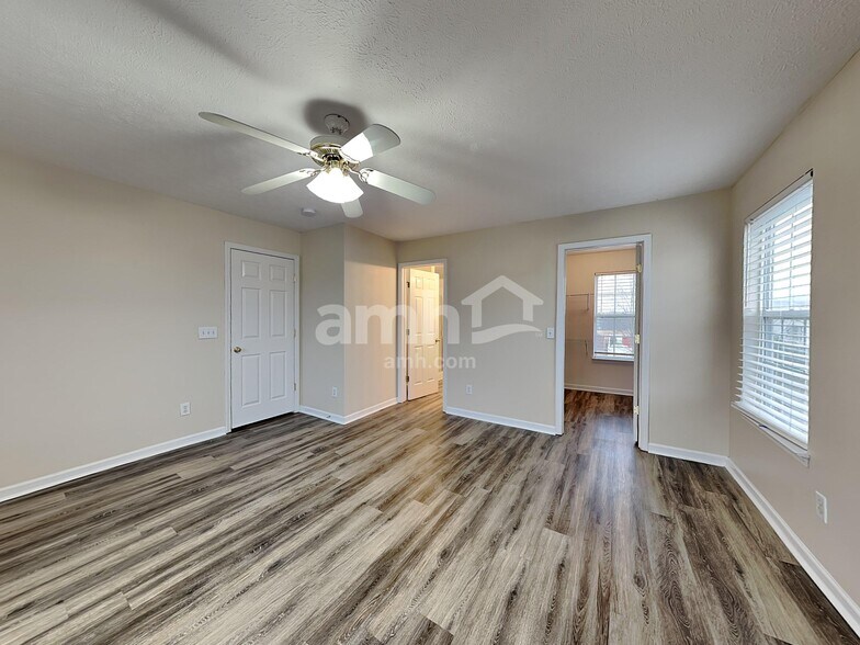 Building Photo - 1007 Rutherford Way