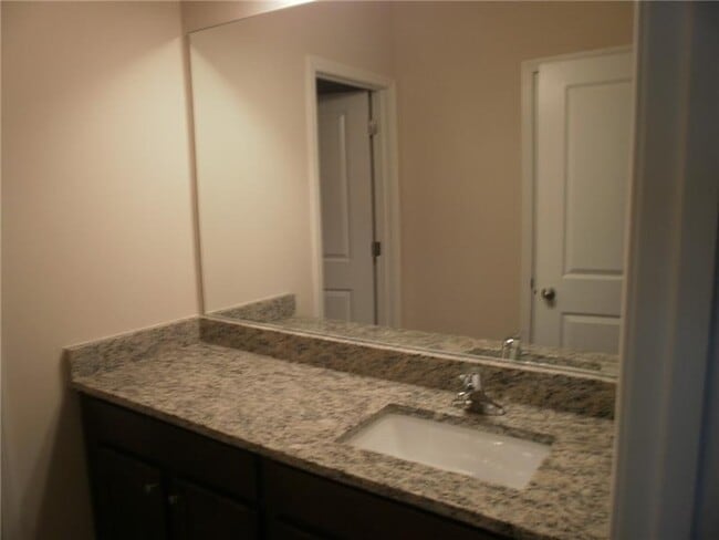 Building Photo - 4910 Plainsman Cir