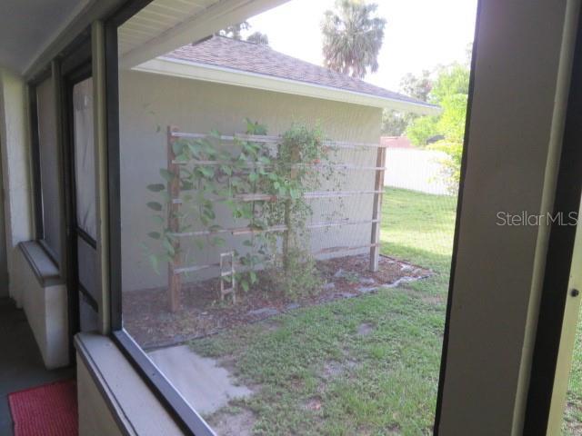 Building Photo - 839 Rosemere Cir