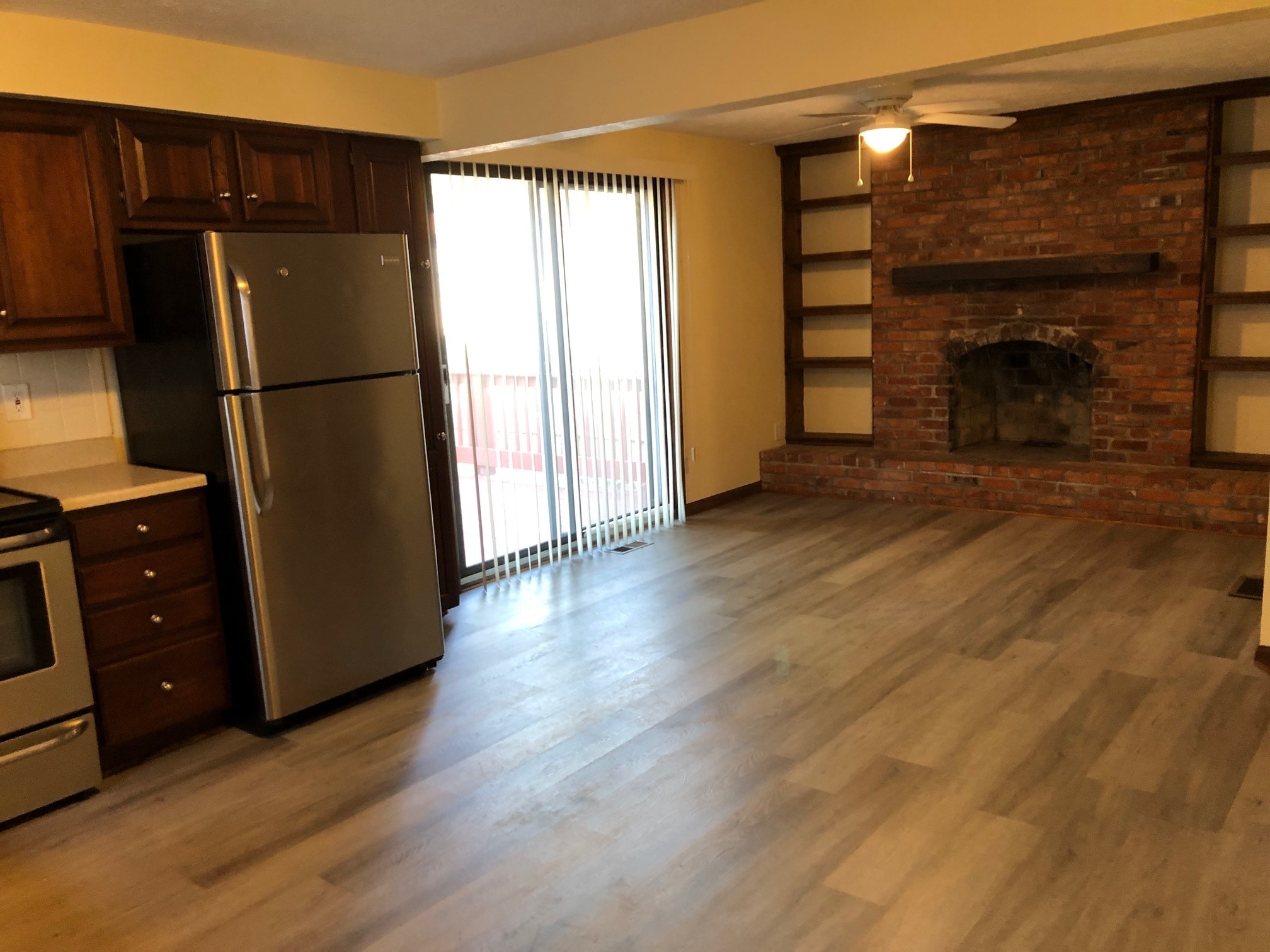 Kitchen/family room - 55 Castleford Rd