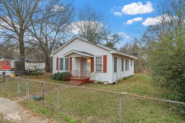 Building Photo - 2957 Regent St