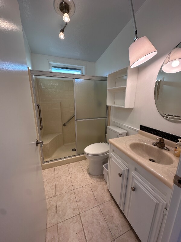 Building Photo - 628 Via Bolivia